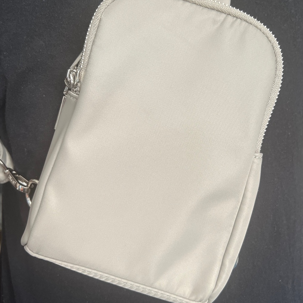 NWOT Inicat Crossbody Sling Bag Gray Travel Vacay Adjustable Nylon Utility - Picture 4 of 7